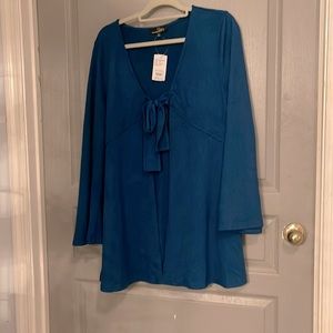 Beautiful blue Suzanne Betro tie cardigan